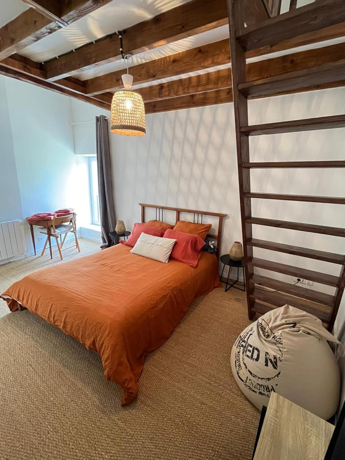 Les Ecuries Bed & Breakfast Recloses ภายนอก รูปภาพ